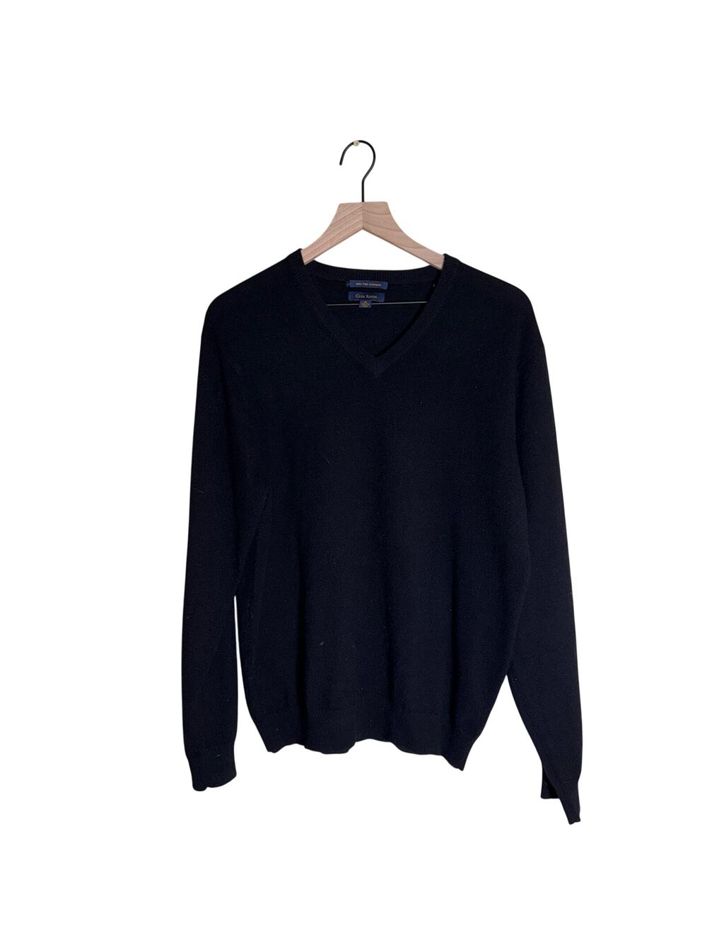 CLUB ROOM classic black cozy cashmere quietly luxury v neck sweater M